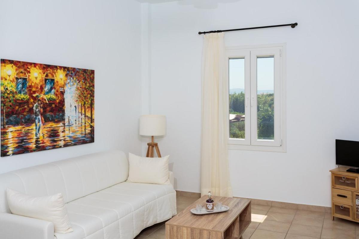 Tzane Studios & Apartments - Steps Away From Golden Beach Chrisi Akti  Exterior foto
